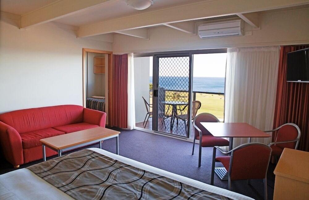 阿默然海边公寓和汽车旅馆 纳鲁马 外观 照片